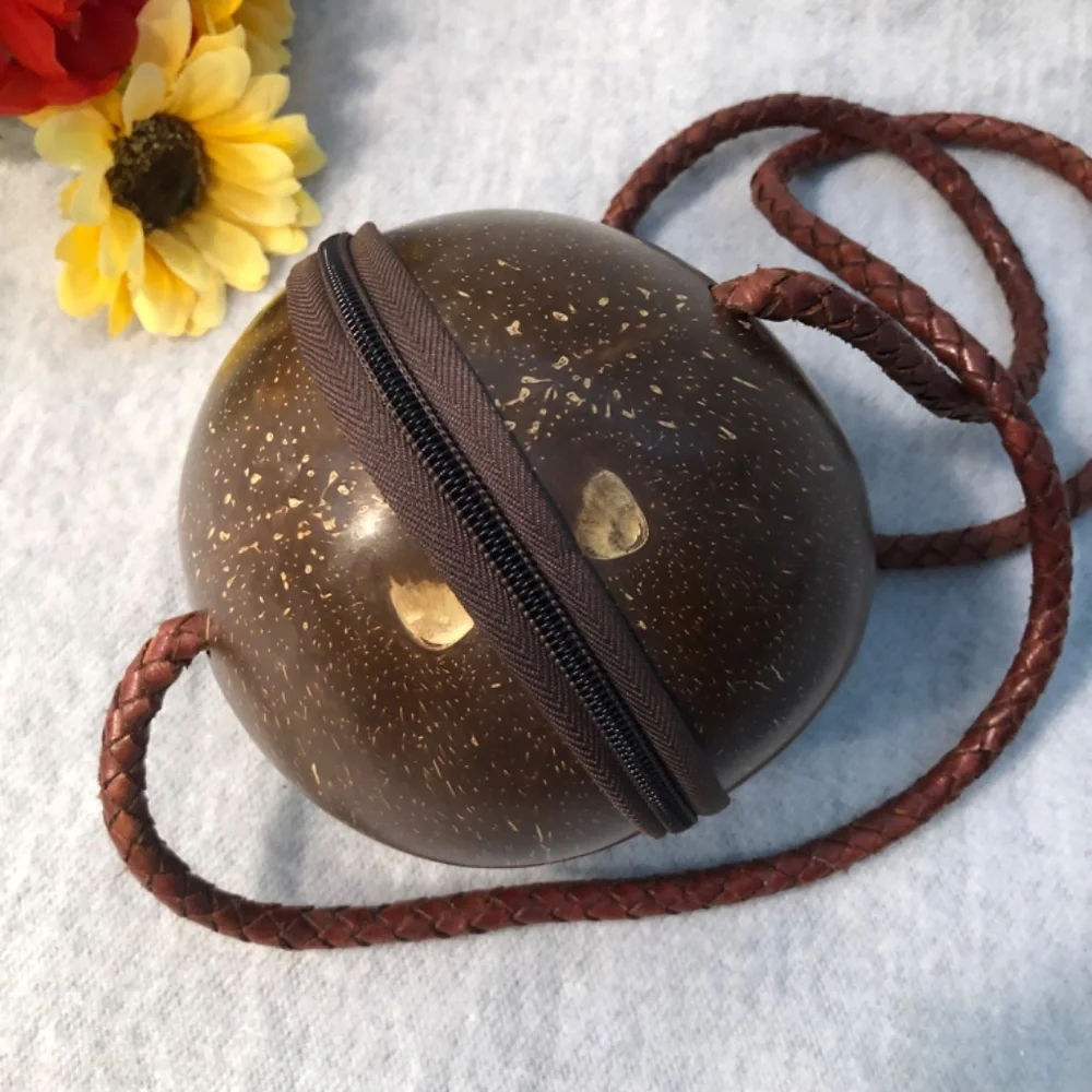 NWOT - Genuine Coconut Shell Shoulder Bag_6